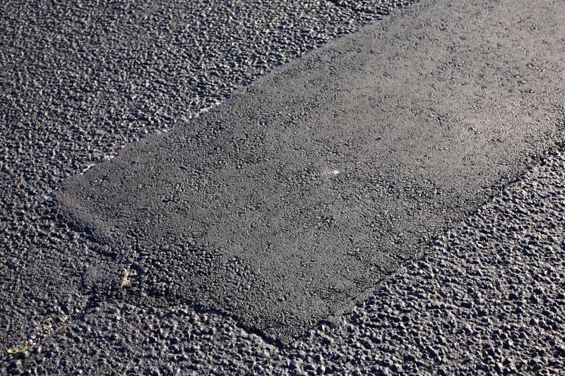 Asphalt Driveway Repair detail